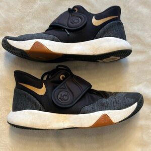 Nike KD Trey 5 Men’s size 7.5 Kevin Durant Basketball Shoes
